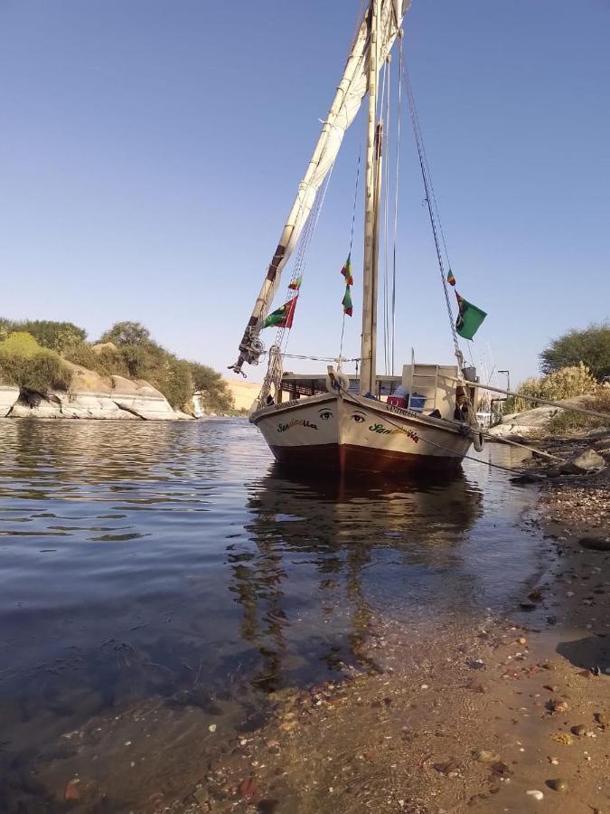 Hotel Nile Felucca Adventure Assuan Exterior foto