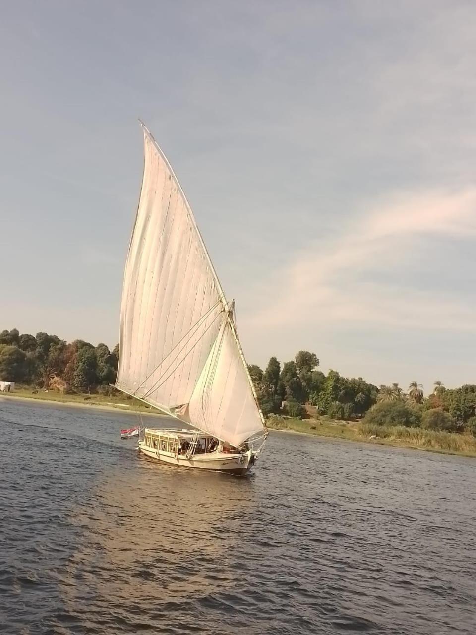 Hotel Nile Felucca Adventure Assuan Exterior foto
