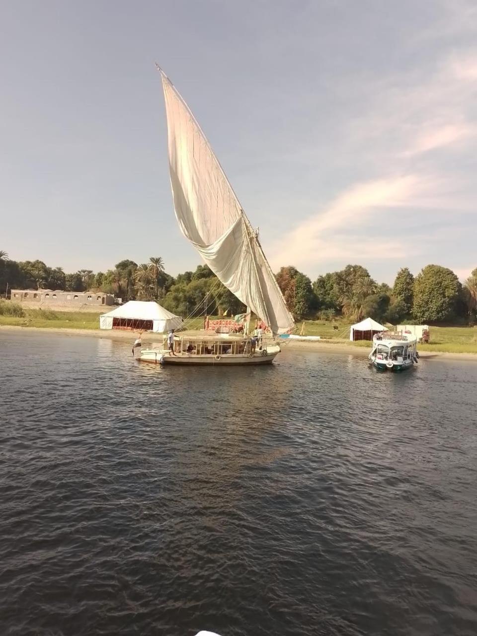 Hotel Nile Felucca Adventure Assuan Exterior foto
