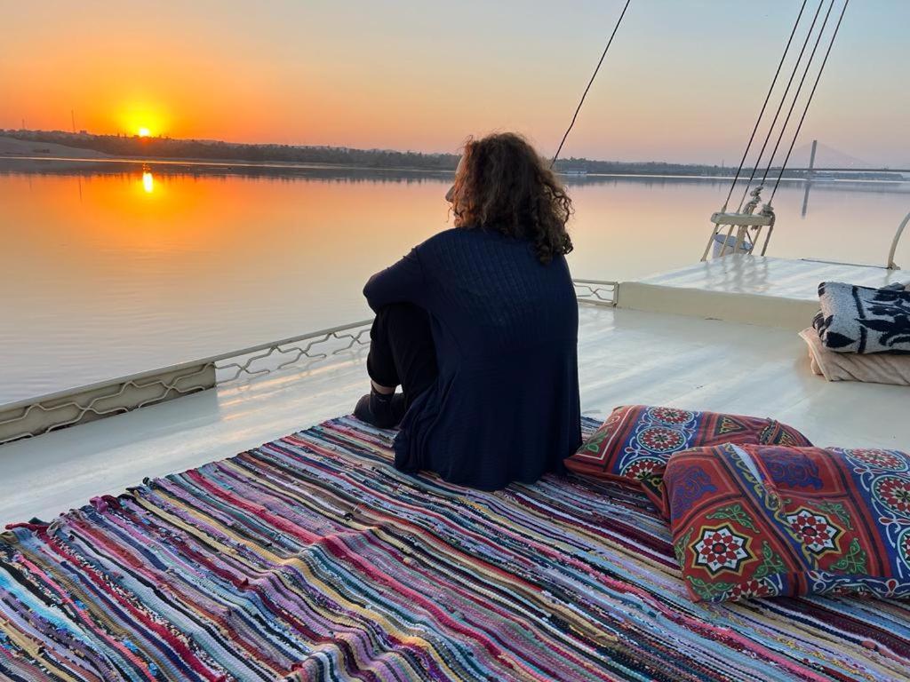 Hotel Nile Felucca Adventure Assuan Exterior foto