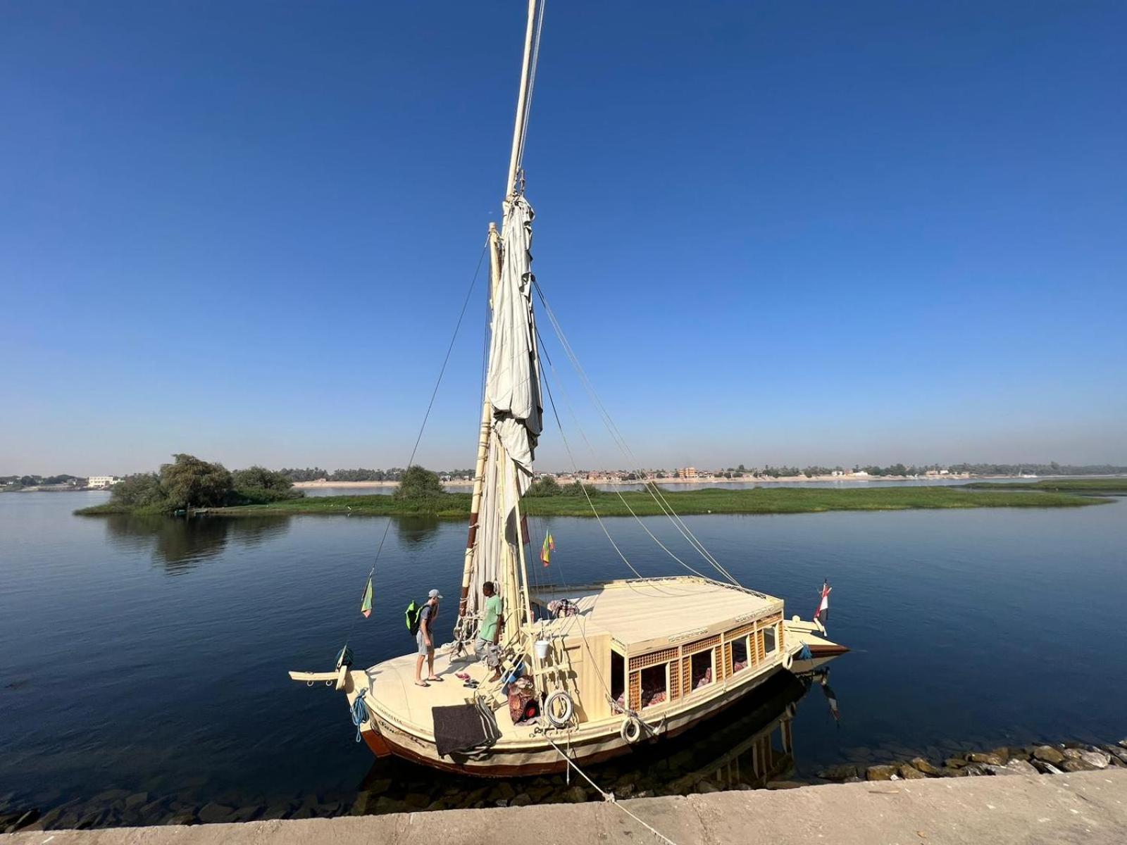 Hotel Nile Felucca Adventure Assuan Exterior foto