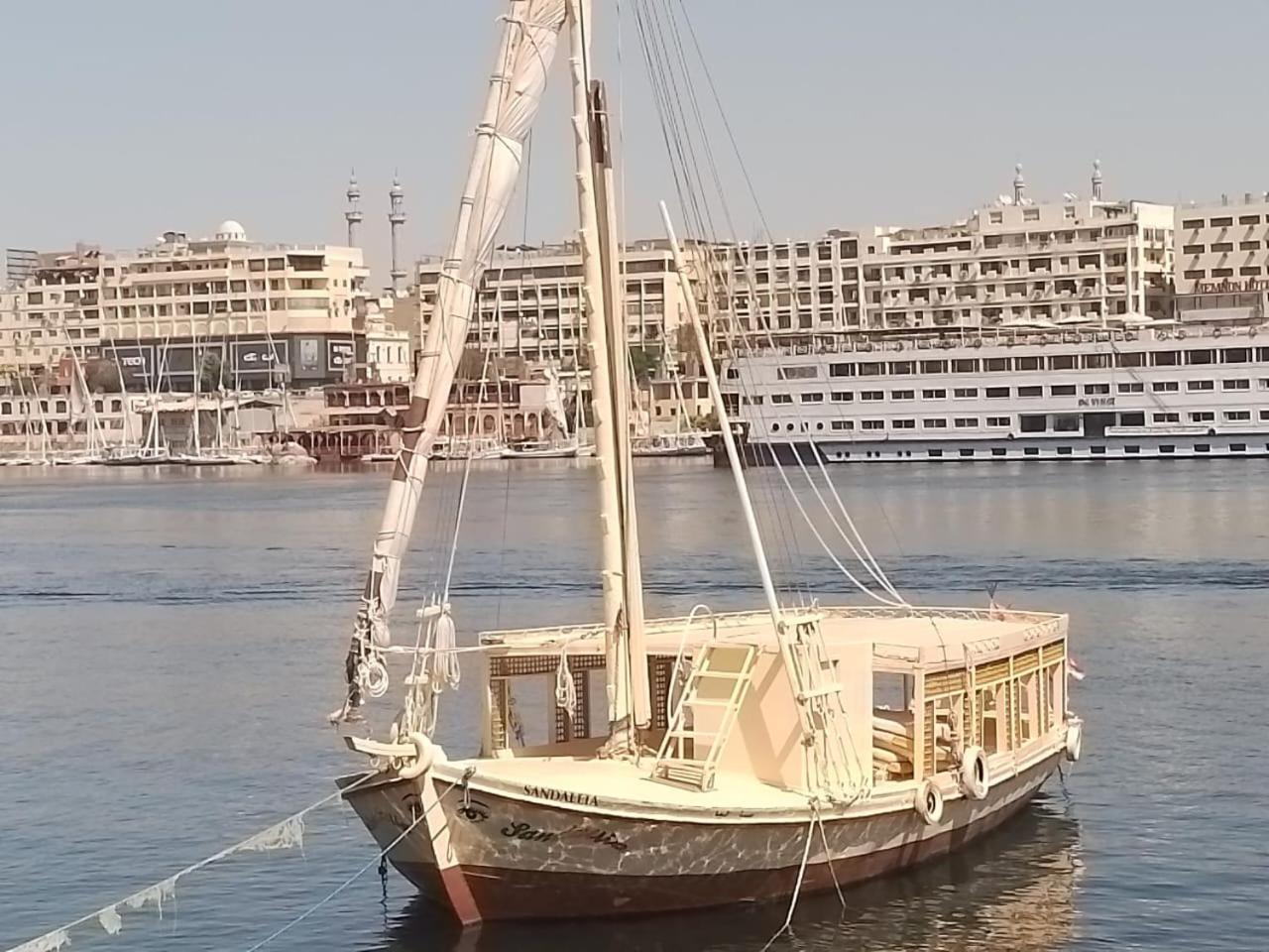 Hotel Nile Felucca Adventure Assuan Exterior foto